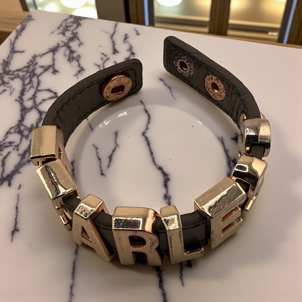 BCBG GENERATION FEARLESS LEATHER BRACELETS BLACK & GOLD